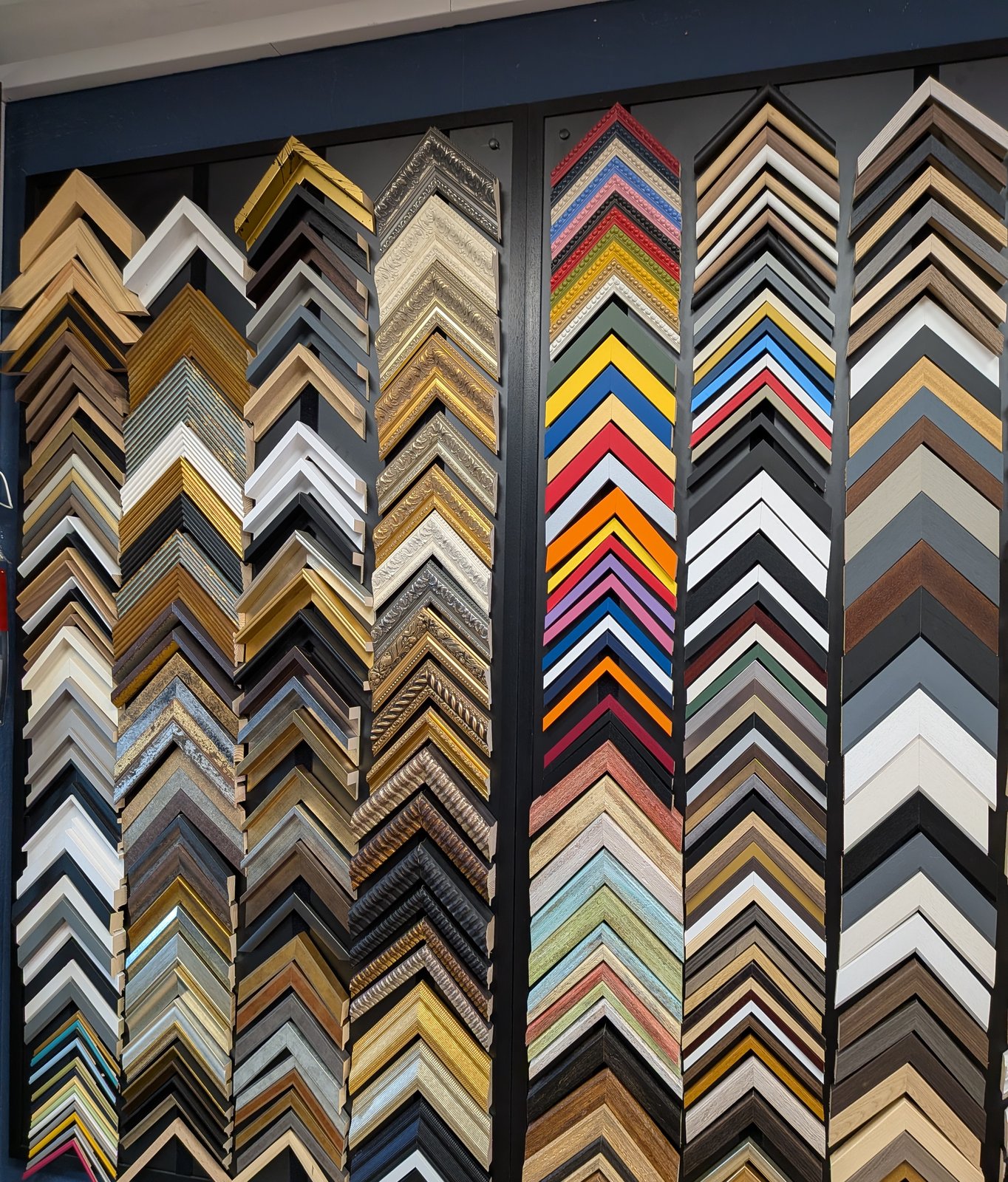 A wide range of frame corner samples on display in the shop